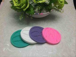 niceeshop(TM) 4 Cavity 3D Feather Shape Silicone Cake Mold Candy Jelly Fondant Making Mold Tools,Random Color N4