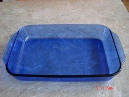 Pyrex Cobalt Blue Casserole Dish Set w/Insulated Carring Case N2