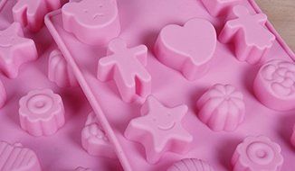 Yunko Silicone Mold Tray 14-cavities Gingerbread Boy Girl Flowers Star Leaf Shell Heart Shape Chocolate Sugar... N4