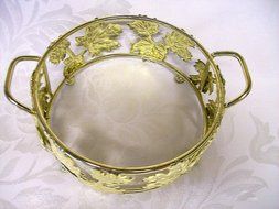 Glazed Clay Casserole with Brass Serving Caddy N4