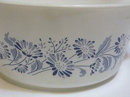 Pyrex Colonial Mist 474-B Casserole Dish