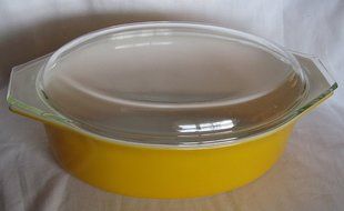 Vintage Pyrex Yellow Cinderella - Oval 2 1/2 Quart #045 Casserole Ovenware Dish with Lid