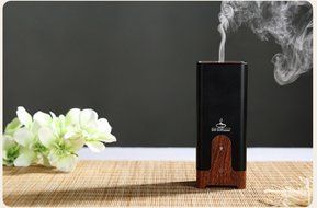 HICBOX Mini car usb perfume diffuser car air purifier ultrasonic wood grain humidifier (Black)