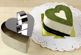 Stainless Cake Mold DIY Round Heart Flower Cake Mold Maker for Baking Set of 4 Mousse Dressert Forming Ring Non... N2