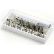 Norpro 18 Piece Cake and Cupcake Decorating Set
