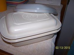 Tupperware 1 1/2qt Rectangular Baking Ultra 21 Casserole Dish 3pc Ivory with Sheer Seal