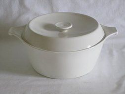 Vintage Corning Centura White 2 Quart Saucepan Pot w/ Lid