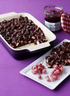 Le Creuset Stoneware 12-1/2-by-9-1/2-Inch Rectangular Baking Dish, Cassis N2