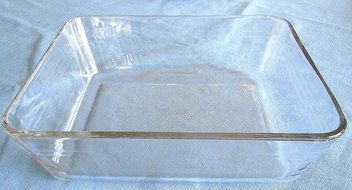 Pyrex 11 Cup Baking Storage Dish - NO LID - 9 X 7 X 2.5 N2