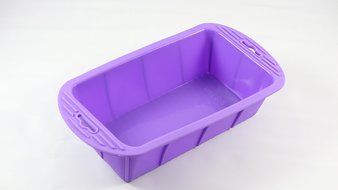Bakerpan Silicone Loaf Pan, Loaf Mold, Bread Pan, Cake Baking Mold, 7 Inch w/ Handle N2