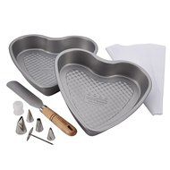 Cake Boss Professional Bakeware 10-Piece Santa and Valentine&#039;s Day Bakeware Set