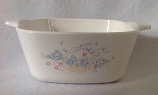 Corning Country Cornflower 700 Ml Casserole P-43-b