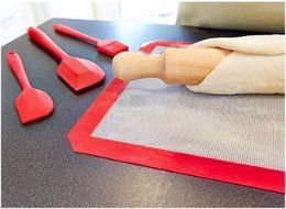 FFYJS 5 Piece Silicone utensil set,Trumpet Spatula ,Stainless Steel Kitchen Whisk , Turner Spatula , Large Spatula... N3