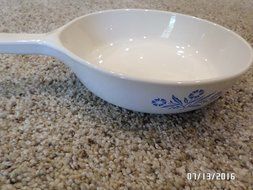 Corning Ware Small 6 and 1/2 Inch Skillet N6