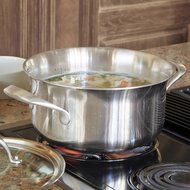 KitchenAid KCC60LCST Copper Core 6-Quart Low Casserole with Lid Cookware - Stainless Steel