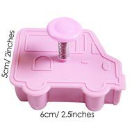 Set of 28 plastic plunger cookie cutters by Kurtzy TM N4