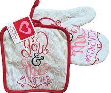 Valentines Day Pink Cute Bakeware Gift Pot Holder &amp; Oven Mitt Set (heart design#2) N3