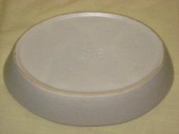 Vintage Pfaltzgraff Pottery YORKTOWNE 10 x 7 x 2 1/2 Inch Oval Casserole Baking Dish - USA N2