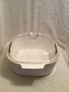 Vintage Corning Ware Winter White Five (5) Quart Casserole Baking Dish w/Dome Lid N2