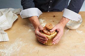 Paul Hollywood British Pork Pie Dolly Mold, Large Beechwood N4