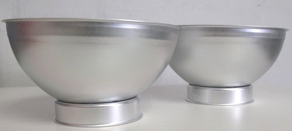 Cobble Creek 3-d Ball Cake Pan Mold