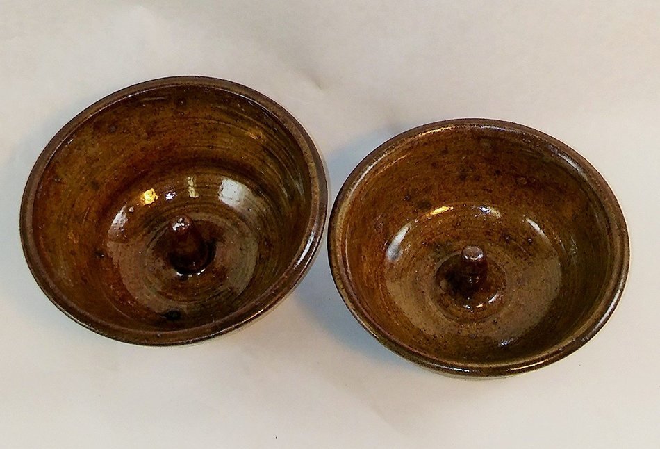 Aunt Chris' Pottery - Hand Made Clay - Individual Apple Baking and Serving Dish - With Molden-In - Fast Baking... N9