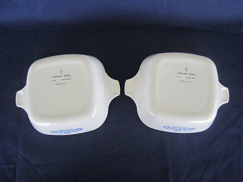 (2) Corning Ware " Cornflower - Corn Flower " Petite Pan Casserole Baking Dishes P-41 - Set of 2 N4