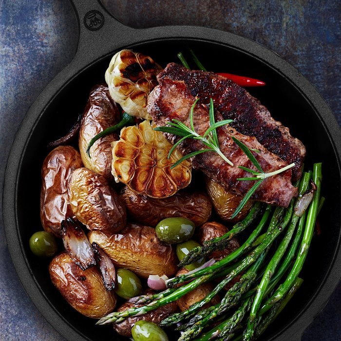 Westinghouse WFL508 Select Series Seasoned Cast Iron 5 Quart Dutch Oven with Skillet Lid - Amazon Exclusive N9