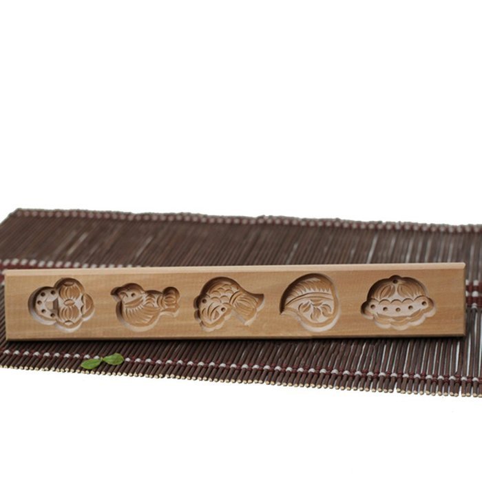 Kids Snacks Mold Pumpkin Biscuits Moon cake mold, 5 Flowers with one Mold