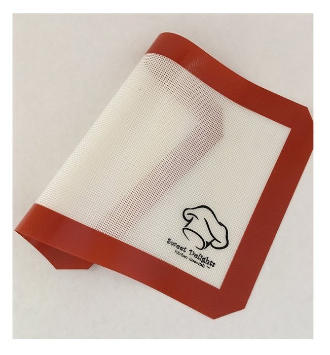 Baking Mat Non-Stick Silicone 11.75 X 8.25 Inches N2