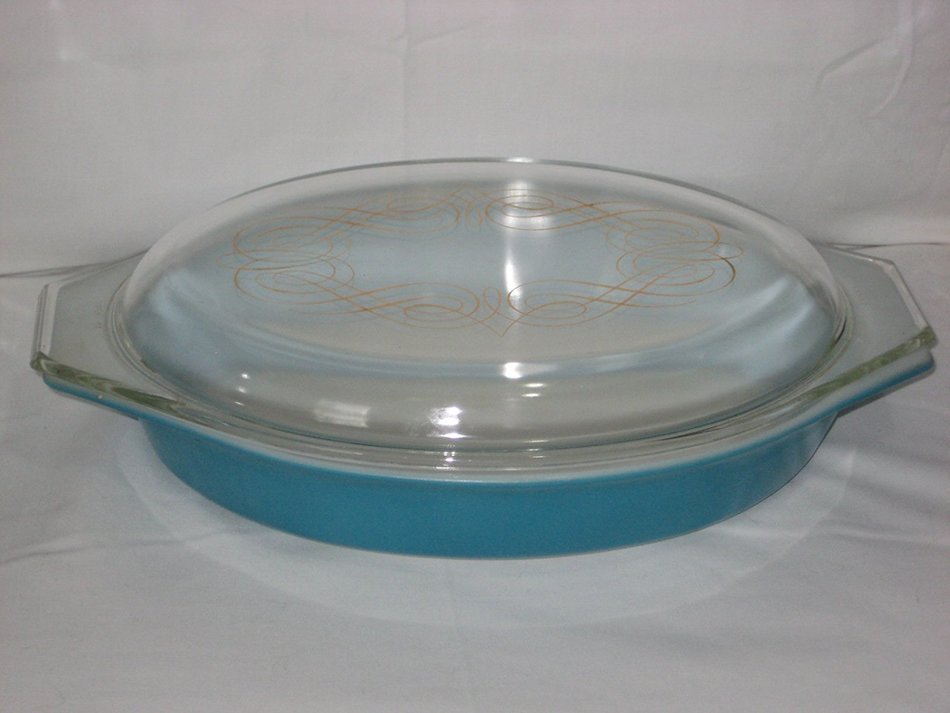 Vintage Pyrex Oval Cinderella Blue 1 1 2 Quart Casserole Baking Dish W vintage-pyrex-oval-cinderella-blue-1-1-2-quart-casserole-baking-dish-w