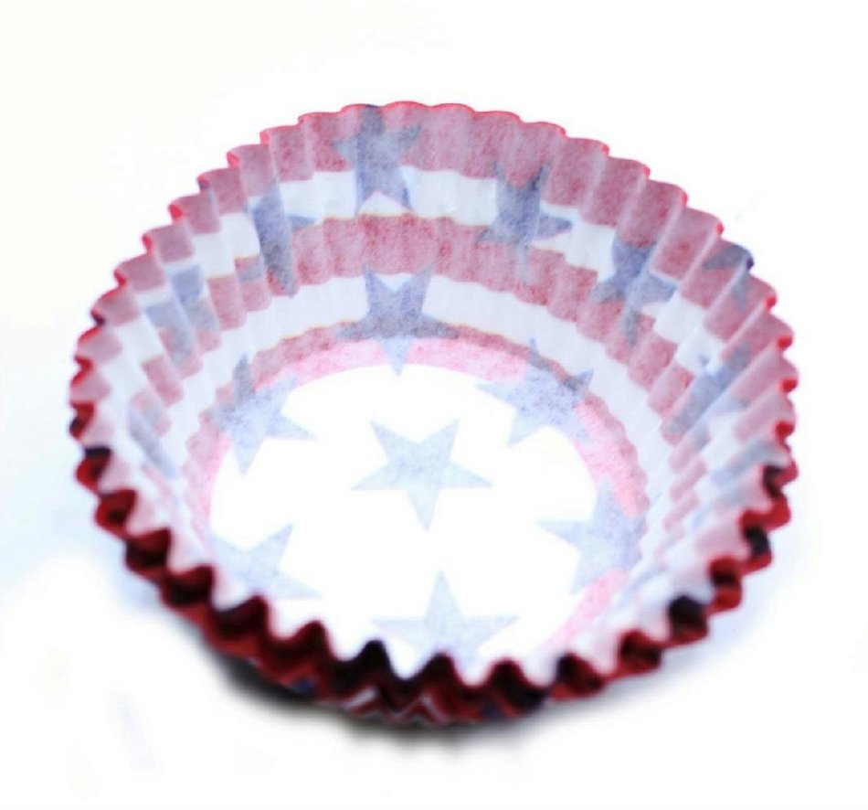 24 Count Patriotic 4th of July Cupcake Kits with United States Flag Pick (Pack of 2) (Red White and Blue) N2