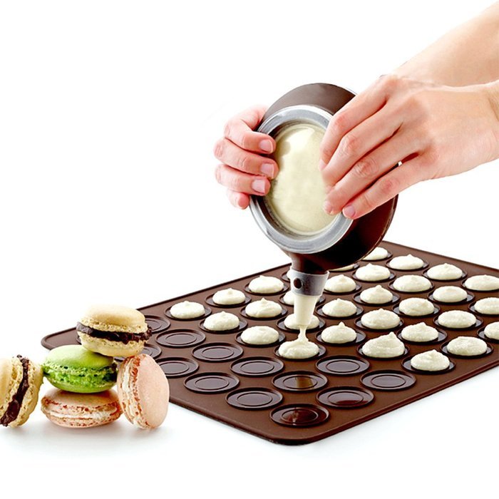 MyLifeUNIT Macaron Kit with Decomax Pen and 30 Capacity Baking Mat
