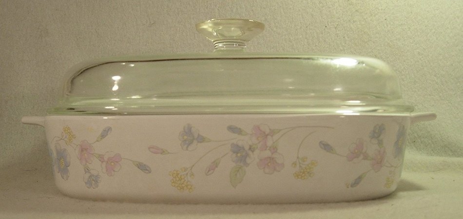 Corning Pastel Bouquet 2.5 Quart Casserole With Lid A-10-B