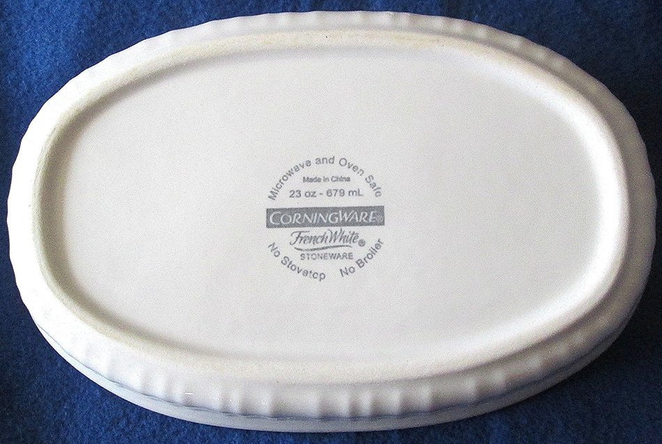 Corning Ware French White 23 Oz Oval Stoneware Casserole 679ml - No Lid N3