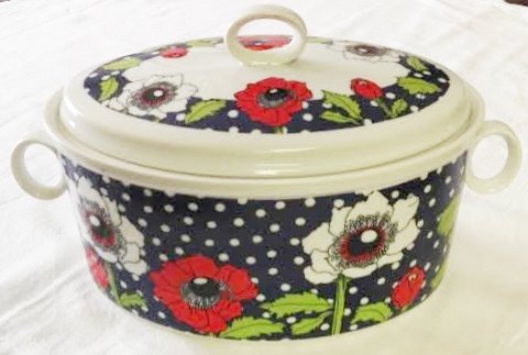 Vintage 1960's Georges Briard Oval Covered Casserole Dish - Polka Poppy (4-1/2" Tall X 9-3/8" Wide)