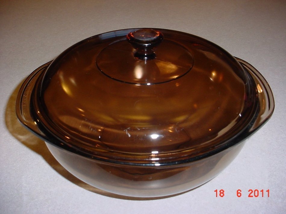 Corning Ware Pyrex 2L 2qt Casserole Dish: Harvest Amber Golden Brown Pyrex with Lid