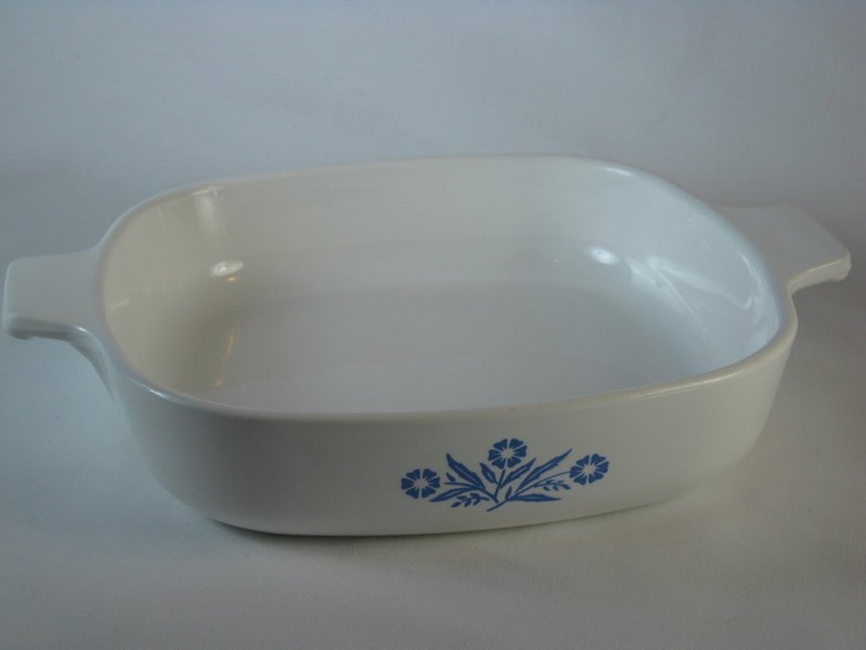 Corning Ware Cornflower (P-9-B) Casserole Baking Dish (8")