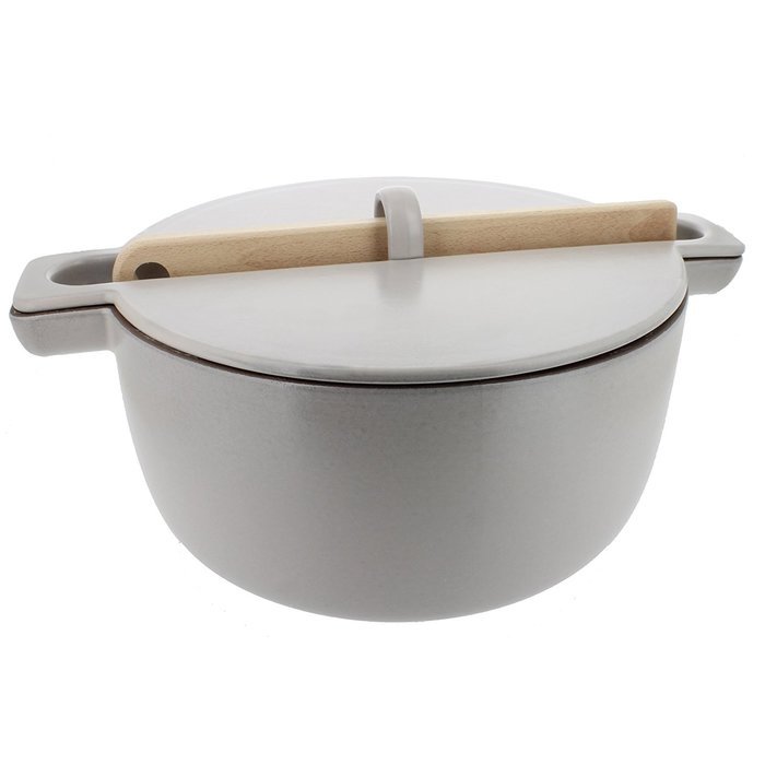 French Home 3.2-quart White Flame Top Round Covered Casserole
