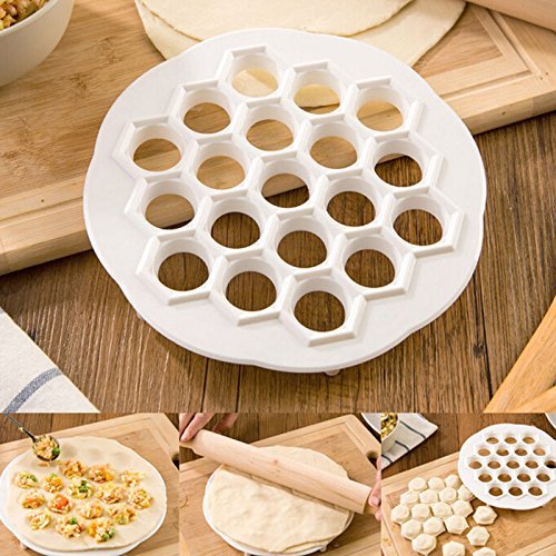 Dumpling Mold Maker Kitchen Dough Press Ravioli Making Mould DIY Maker GSE