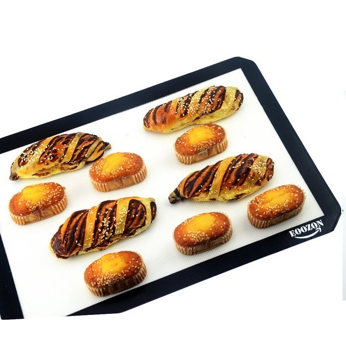 Silicone Baking Mat - 2 Pack (18x13" Black & 16.5x11.6" Red) - Eoozon N6