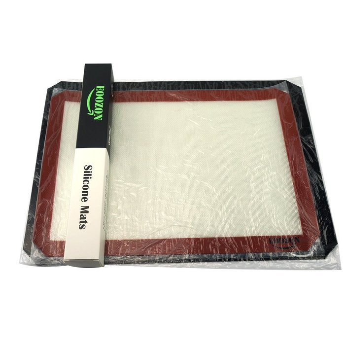 Silicone Baking Mat - 2 Pack (18x13" Black & 16.5x11.6" Red) - Eoozon N8