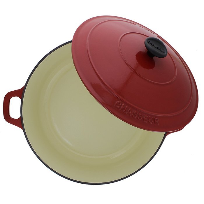 Chasseur 7.1-quart Red French Enameled Cast Iron Round Dutch Oven N4