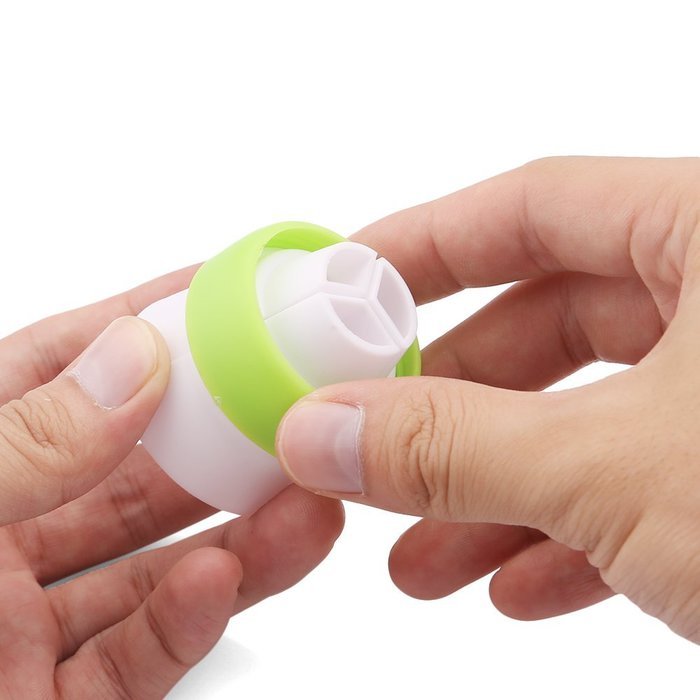 Pack of 2 - UTEN Tri-color Coupler Russian Nozzles Cupcake Icing Piping Bag Converter Bakeware Tool N3