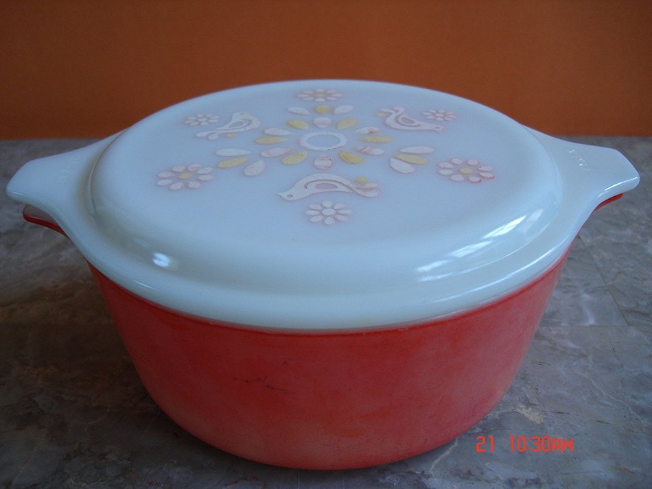 Vintage Pyrex Covered 4pc Bakeware Set N2