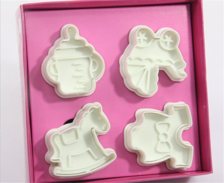 OliaDesign 4 Piece Cookie Candy and Cup Cake Molds, White N3