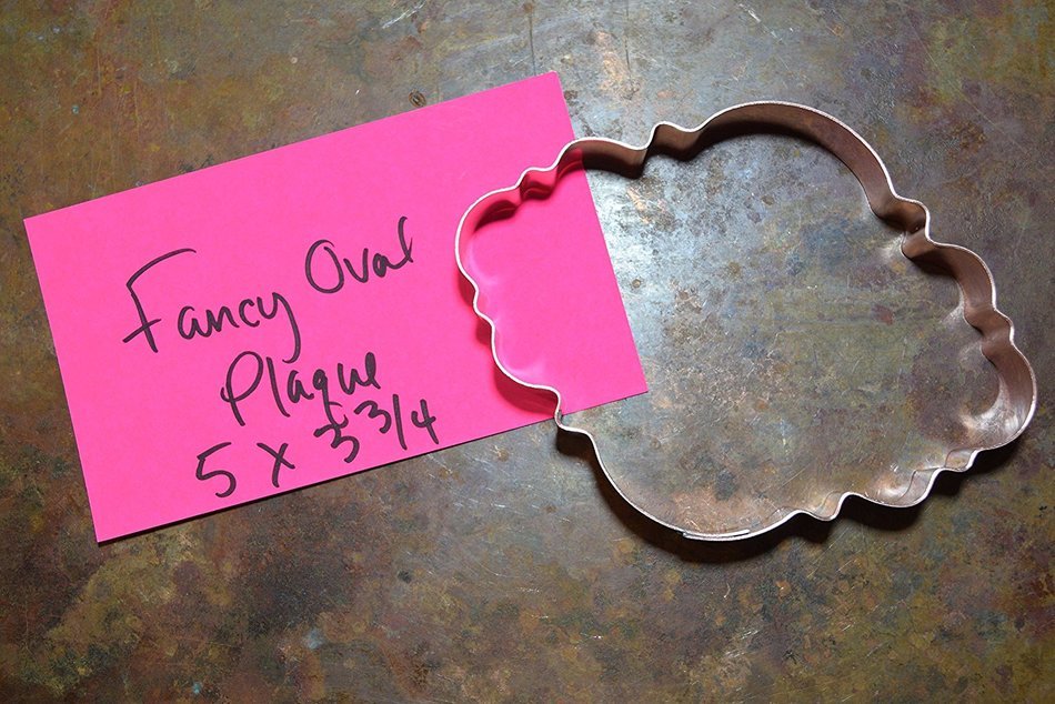 Fancy Oval Plaque Cookie Cutter N2