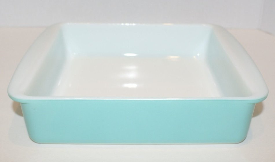 Pyrex Turquoise Teal Blue 8" Square Casserole Baking Dish - 222