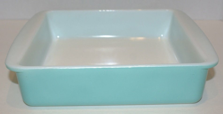 Pyrex Turquoise Teal Blue 8" Square Casserole Baking Dish - 222 N2