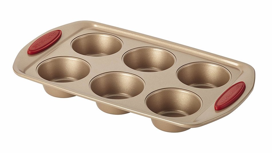 Rachael Ray Cucina 4-Piece Bakeware Set, Latte Brown with Agave Blue Handle Grips N6